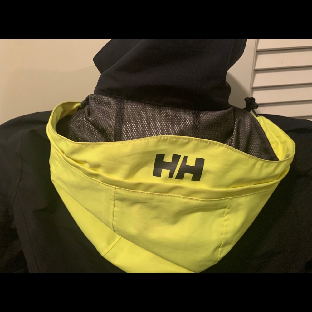 Helly Hansen Jacket - image 4